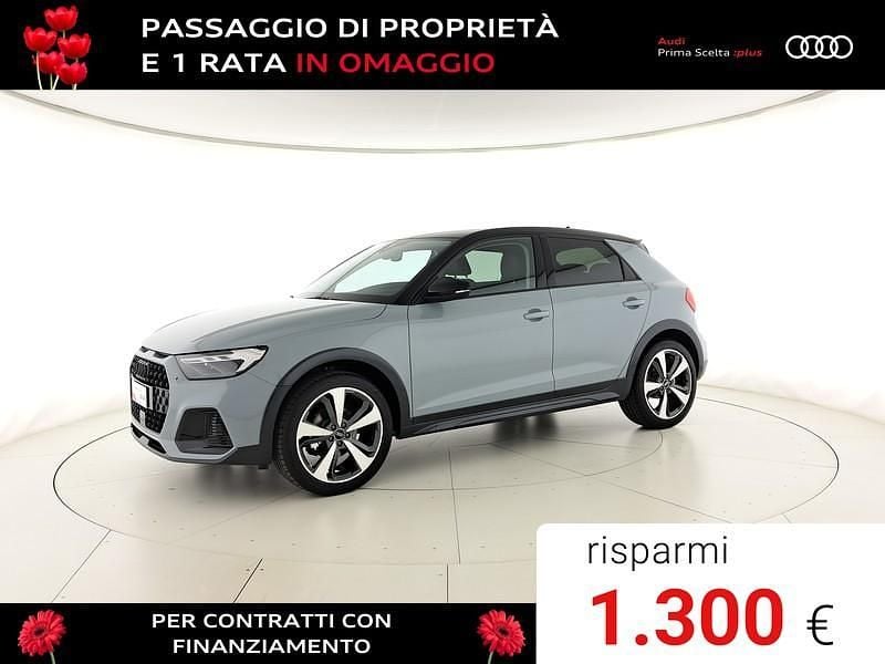 Nuova Audi A1 Comfort 116 CV (85 kW) 2025 Grigio chronos metallizzato nero mito metallizzato Berlina