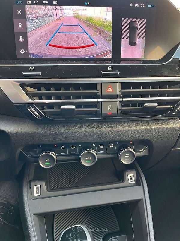 Occasion Citroën C4 Feel 131 ch (96 kW) 2023 Noir SUV