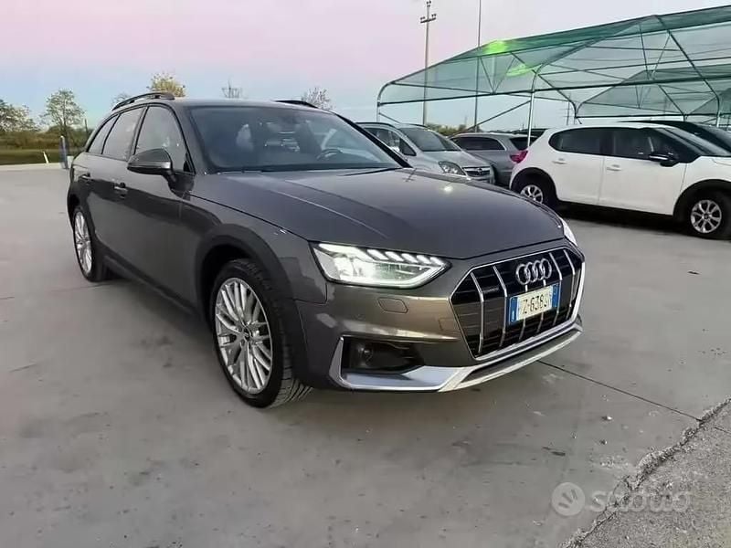 Usata Audi A4 Allroad Ambiente 190 CV (139 kW) 2020 Grigio Station wagon