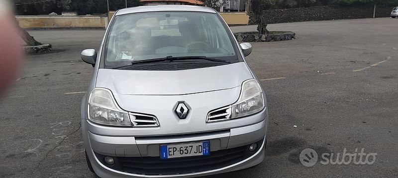 Usata 2013 Renault Modus Monovolume | 2900 € (Ottimo prezzo) - Immagine 1/4