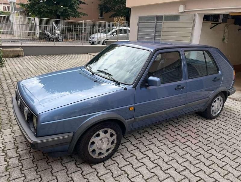 Usata VW Golf II 87 CV (63 kW) 1988 Blu/azzurro Utilitaria