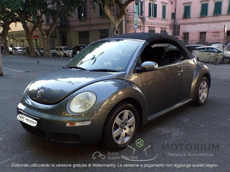 Usata VW New Beetle 102 CV (75 kW) 2006 Gray Utilitaria