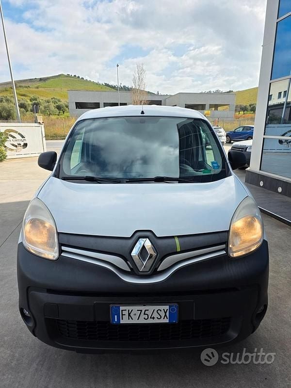 Usata Renault Kangoo LIMITED 110 CV (80 kW) 2019 Bianco Monovolume
