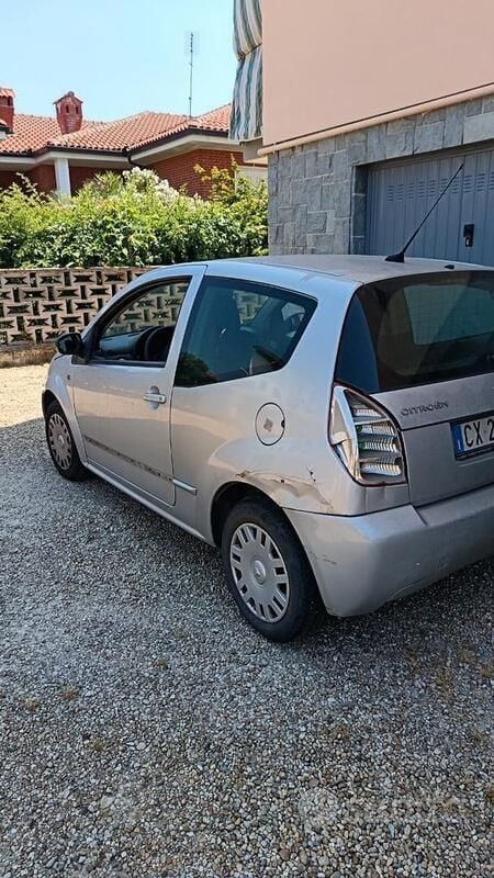 Usata Citroën C2 68 CV (50 kW) 2005 Grigio Utilitaria