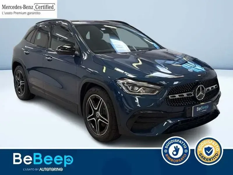 Usata Mercedes GLA200 Premium 150 CV (110 kW) 2023 Blu metallizzato SUV