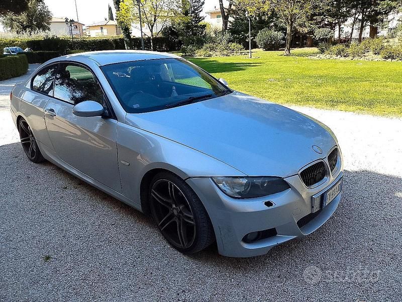 Usata BMW 320 170 CV (125 kW) 2008 Coupé