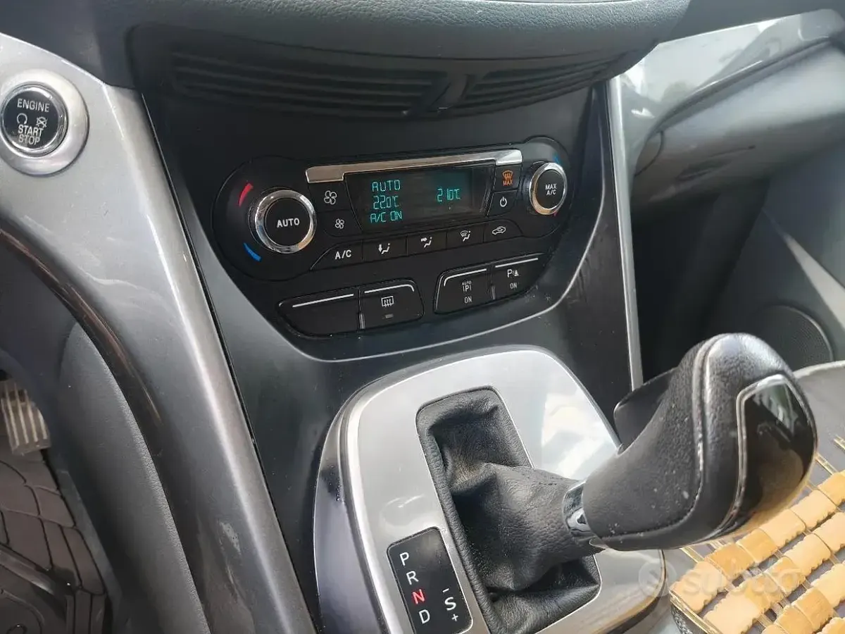 Usata Ford C-MAX 163 CV (119 kW) 2015 Grigio Monovolume