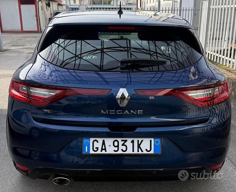 Usata Renault Mégane IV 116 CV (85 kW) 2020 Blu Berlina