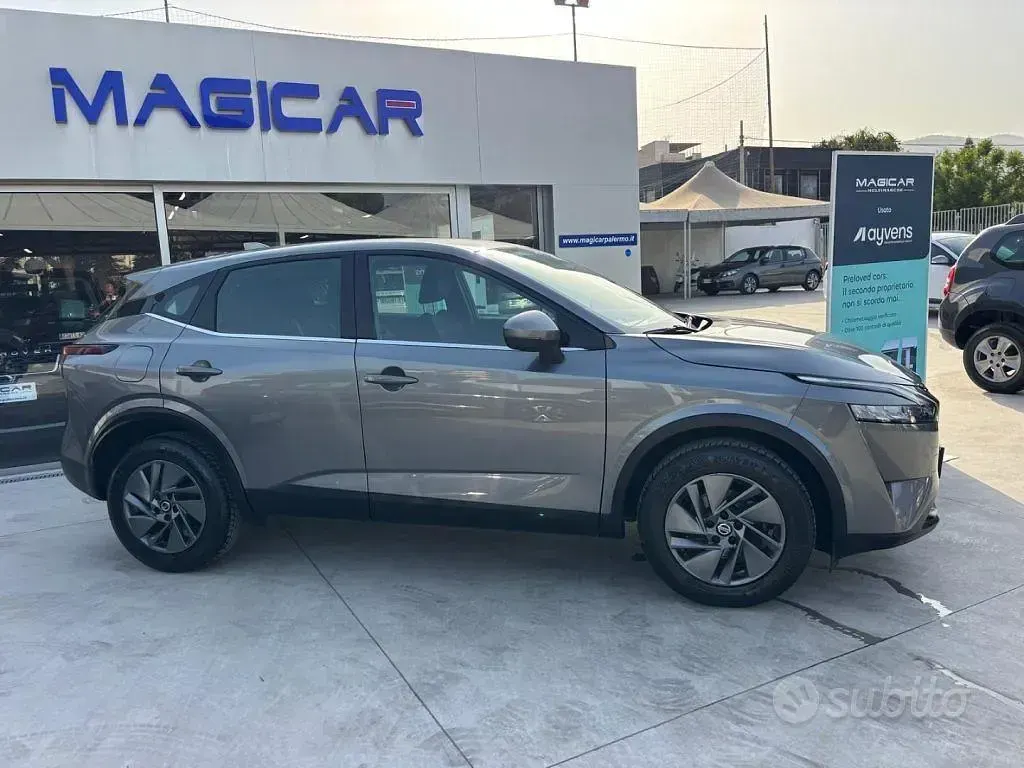 Usata Nissan Qashqai 158 CV (116 kW) 2022 Grigio SUV