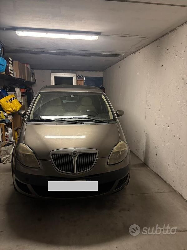 Marrone Usata 2004 Lancia Musa Monovolume | 900 € (Super prezzo) - Immagine 1/3