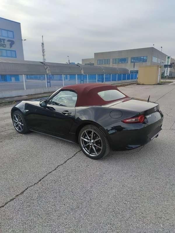 Usata Mazda MX5 Inclusive 160 CV (117 kW) 2018 Cabrio