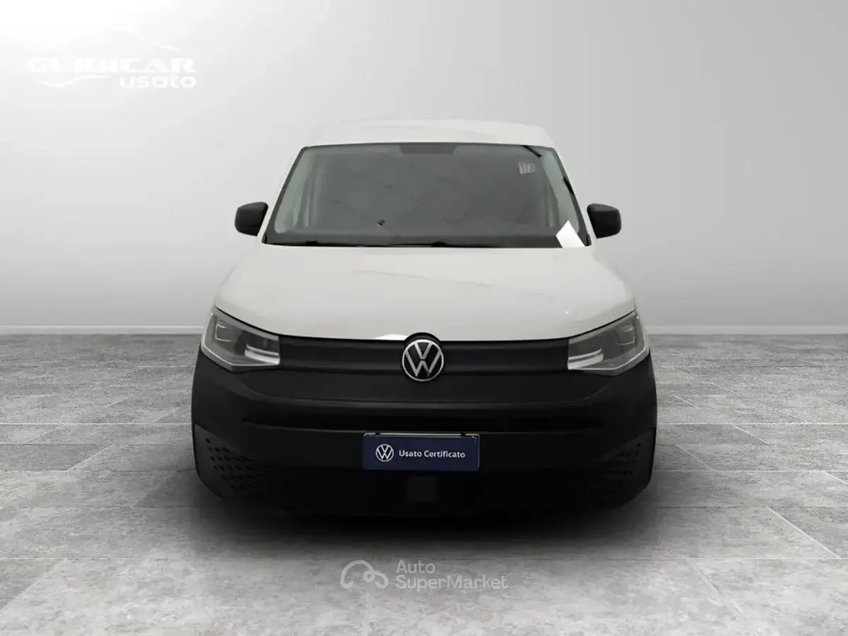 Käytetty VW Caddy Business 102 HP (75 kW) 2022 Valkoinen Tila-auto