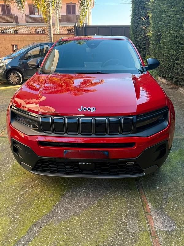 Usata Jeep Avenger Longitude 101 CV (74 kW) 2023 Rosso SUV