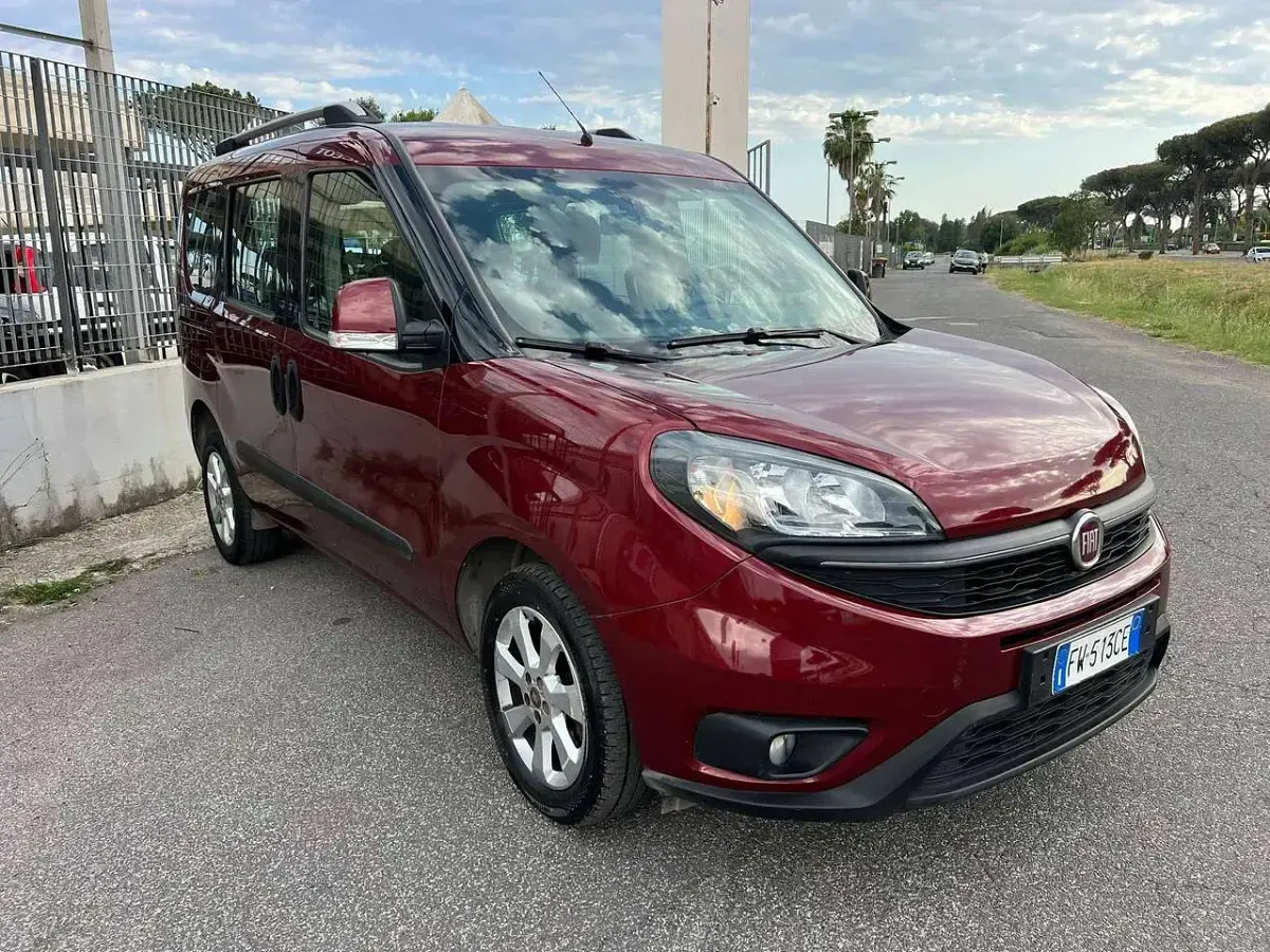 Usata Fiat Doblò Lounge 120 CV (88 kW) 2019 Other Monovolume
