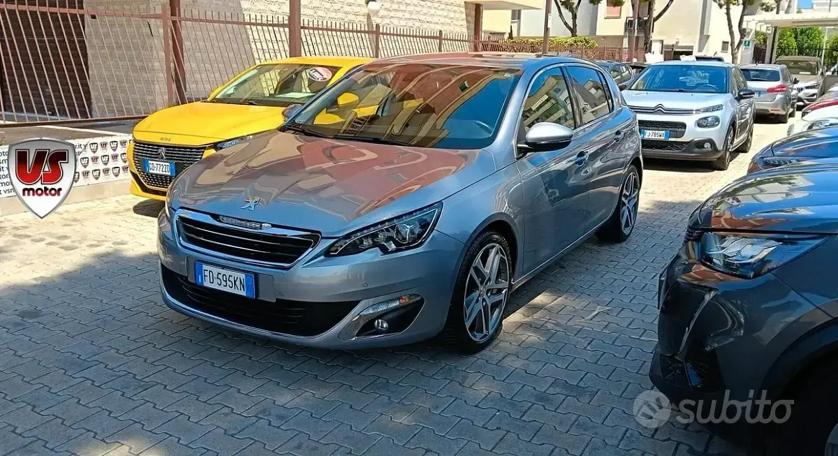 Usata Peugeot 308 120 CV (88 kW) 2016 Grigio Berlina