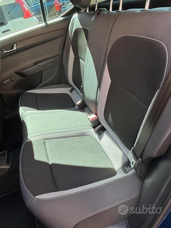 Usata Skoda Fabia 2016 Blu Utilitaria