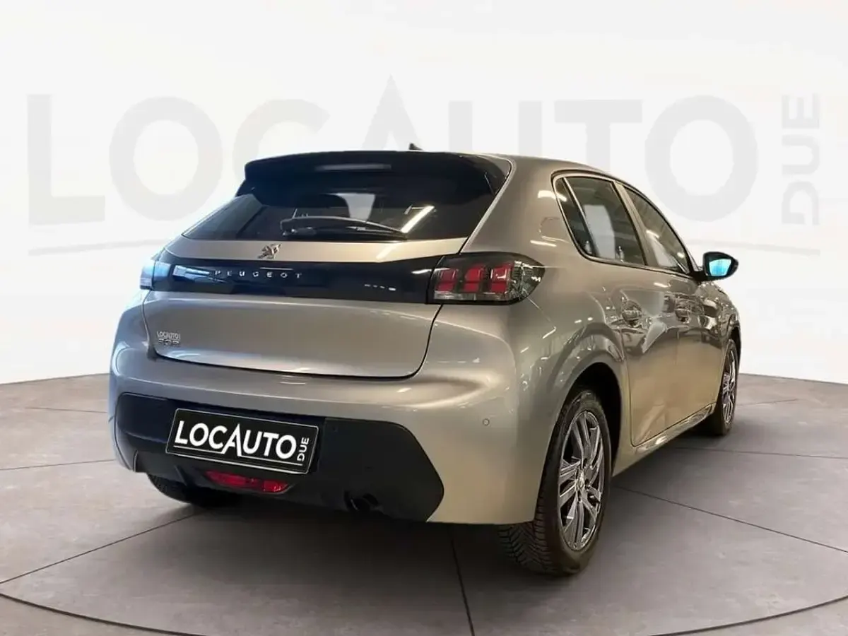 Usata Peugeot 208 Active 75 CV (55 kW) 2022 Grigio Utilitaria