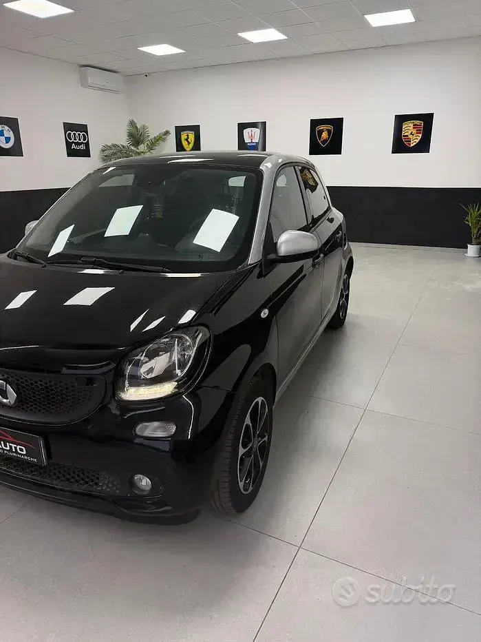 Usata Smart ForFour Passion 71 CV (52 kW) 2016 Nero Utilitaria