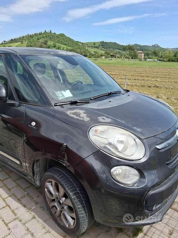 Usata Fiat 500L Lounge 85 CV (62 kW) 2014 Grigio scuro Monovolume