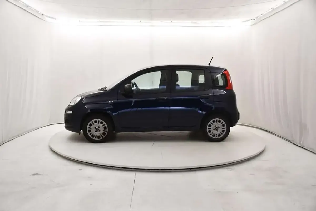Usata Fiat Panda Easy 69 CV (50 kW) 2020 Blu mediterraneo(micalizzato) Utilitaria