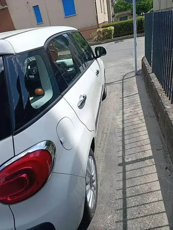 Usata Fiat 500L Pop 84 CV (61 kW) 2015 Bianco Monovolume