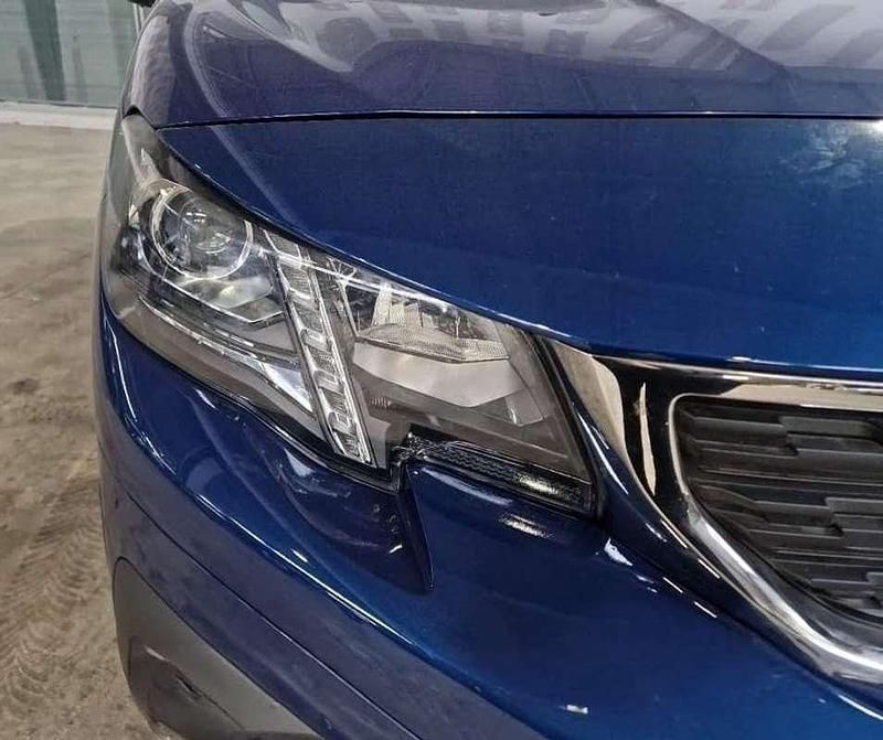 Usata Peugeot Rifter Allure 131 CV (96 kW) 2020 Monovolume