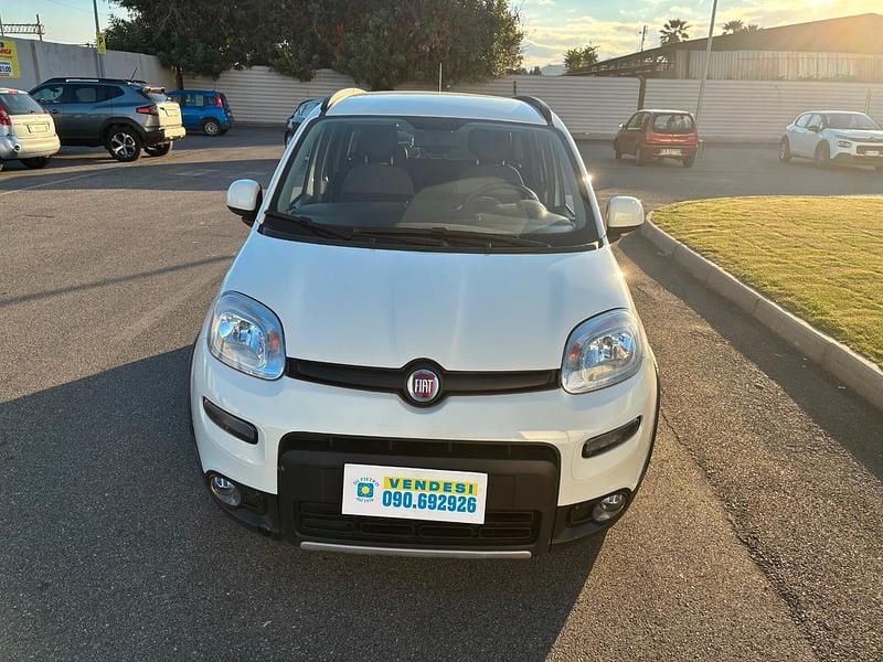 Bianco Usata 2022 Fiat Panda City Life Tre volumi | 9900 € (Buon prezzo) - Immagine 1/4