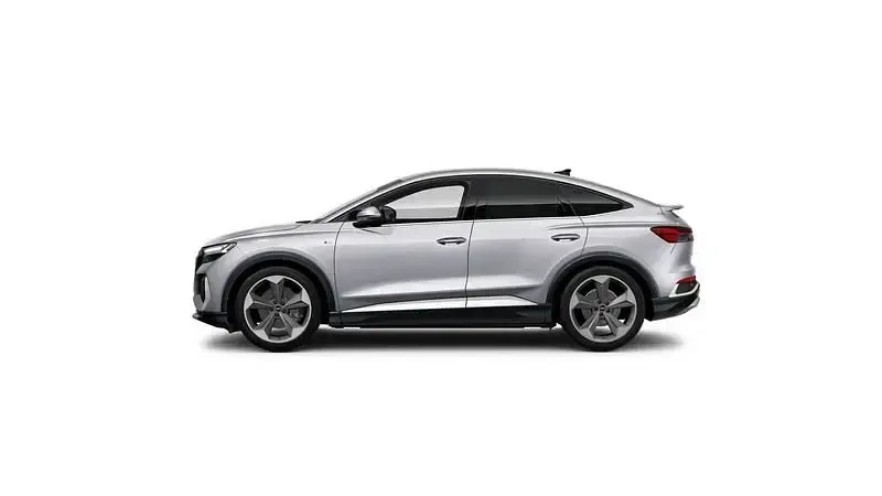 Usata Audi Q4 Sportback e-tron S-Line 219 kW (299 CV) 2022 Argento floret metallizzato SUV