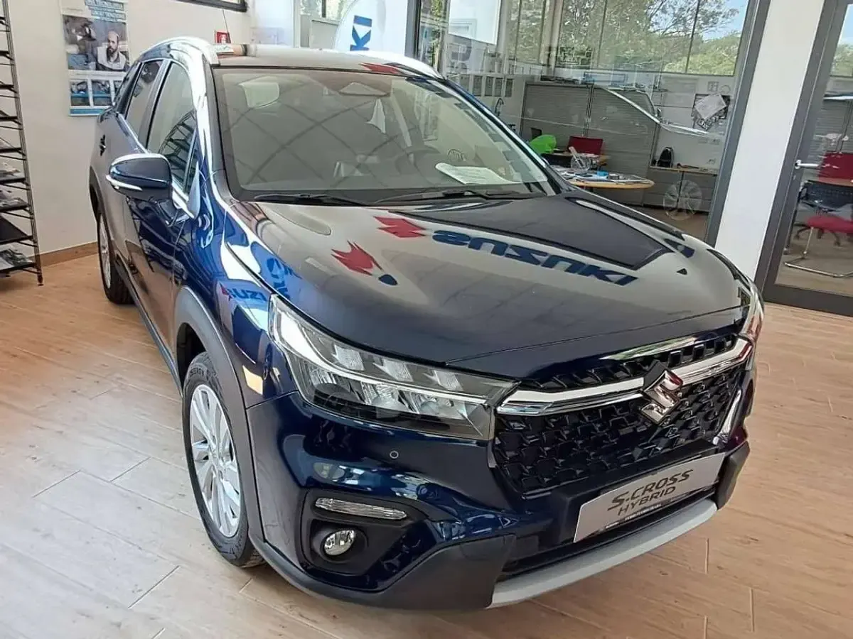 Nuova Suzuki SX4 S-Cross 129 CV (94 kW) 2026 Blu/azzurro SUV