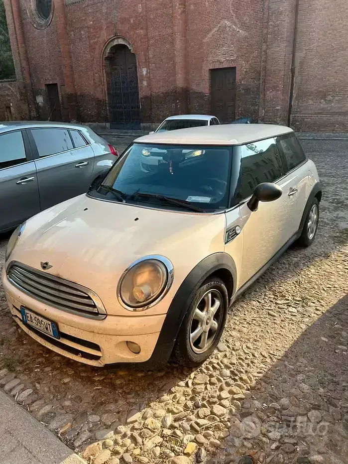 Usata Mini ONE 90 CV (66 kW) 2010 Bianco Utilitaria