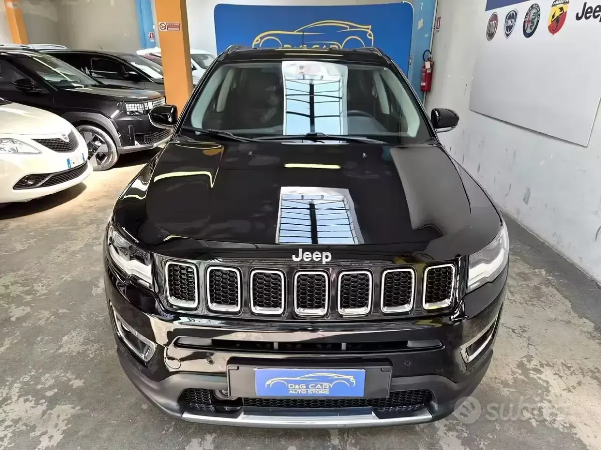 Usata Jeep Compass Limited 140 CV (102 kW) 2019 Nero SUV