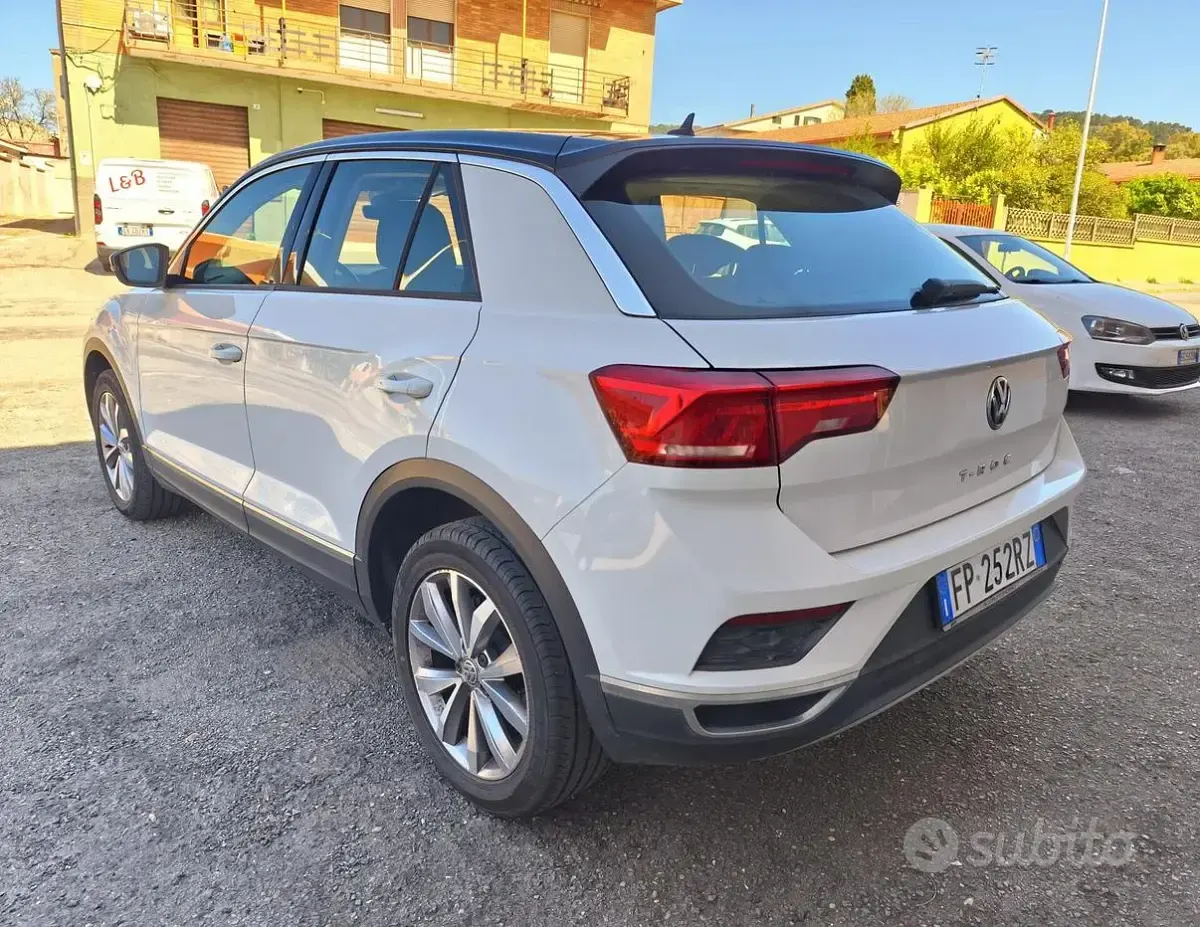 Occasion VW T-Roc Style 116 PK (85 kW) 2018 Wit SUV