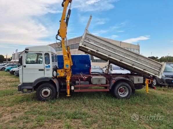 Usata Renault 14 250 CV (183 kW) 1999 Bianco