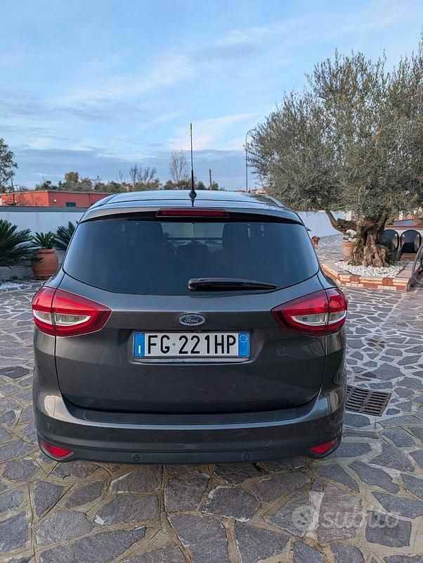 Usata Ford C-MAX 120 CV (88 kW) 2016 Grigio Monovolume
