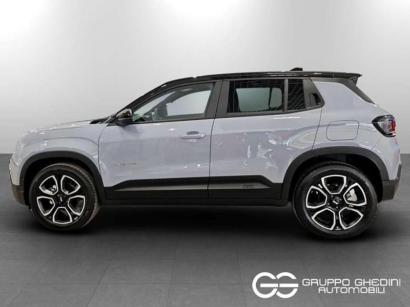 Nuova Jeep Avenger Summit 101 CV (74 kW) 2026 Storm con tetto volcano SUV