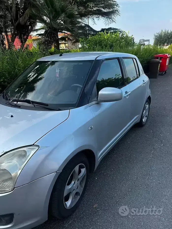 Usata Suzuki Swift GLX 92 CV (67 kW) 2007 Grigio Utilitaria