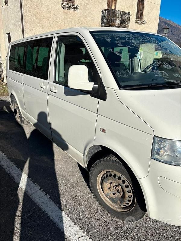 Usata VW T5 130 CV (95 kW) 2009 Furgone