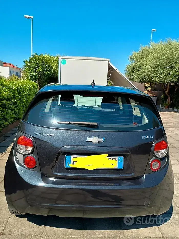 Usata Chevrolet Aveo 86 CV (63 kW) 2012 Nero Utilitaria