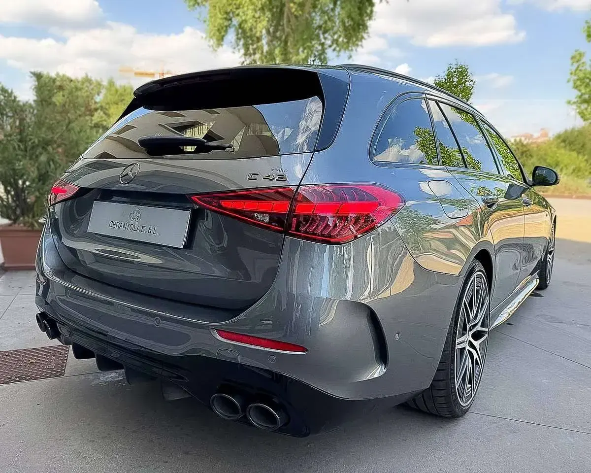 Usata Mercedes C43 AMG Premium Plus 408 CV (300 kW) 2023 Grigio Station wagon