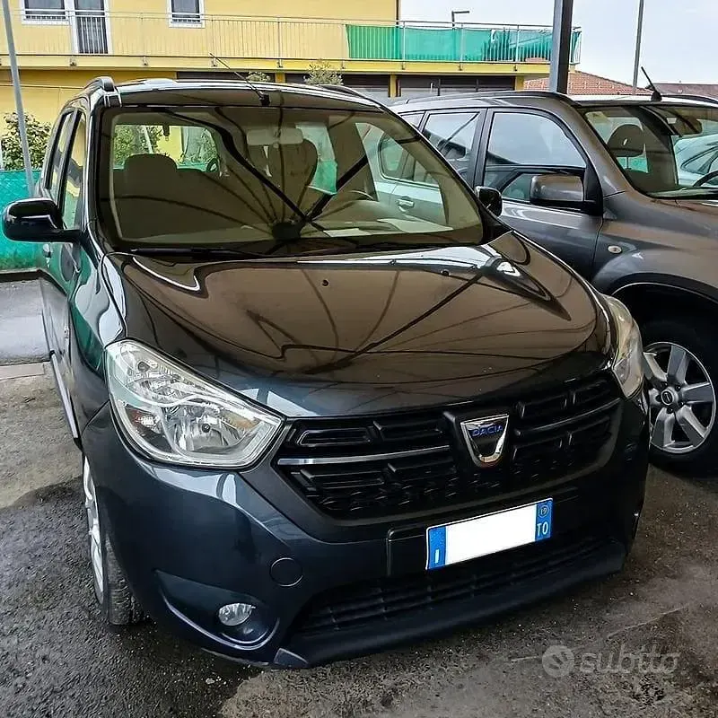 Usata Dacia Lodgy Essentiel 100 CV (73 kW) 2019 Monovolume