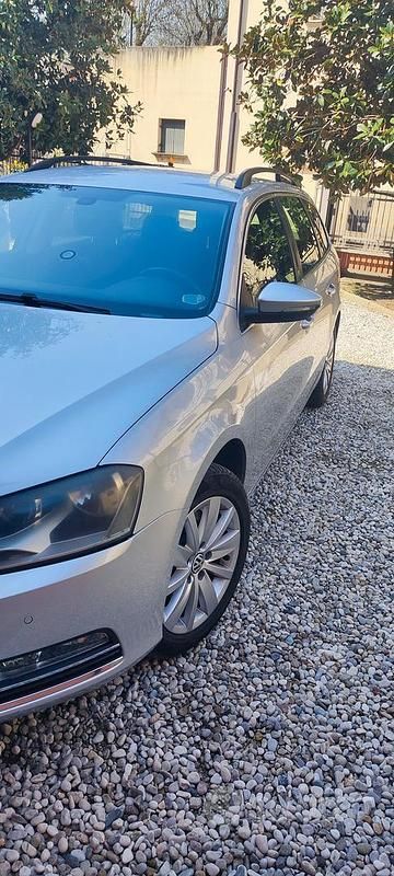 Usata VW Passat 101 CV (74 kW) 2011 Station wagon
