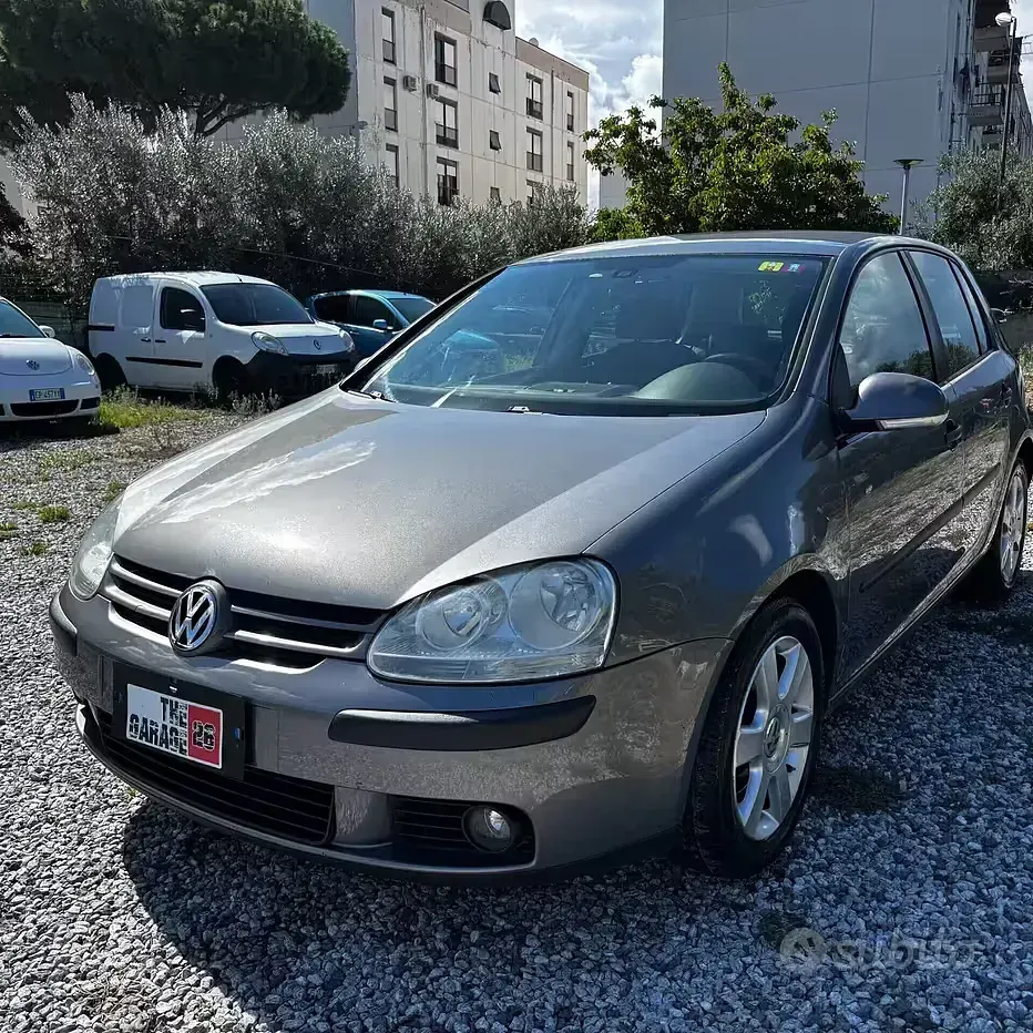 Usata VW Golf V Comfortline 105 CV (77 kW) 2007 Berlina