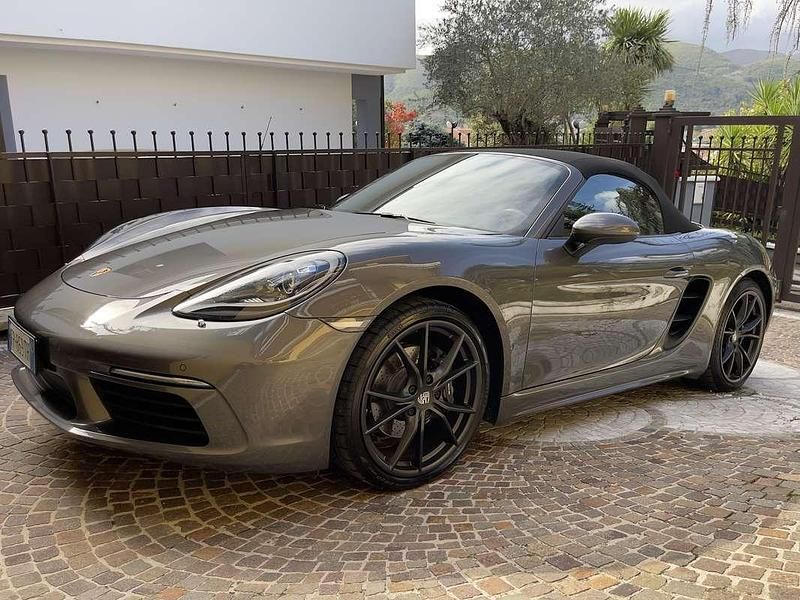 Usata Porsche 718 Boxster 300 CV (220 kW) 2018 Grigio Cabrio