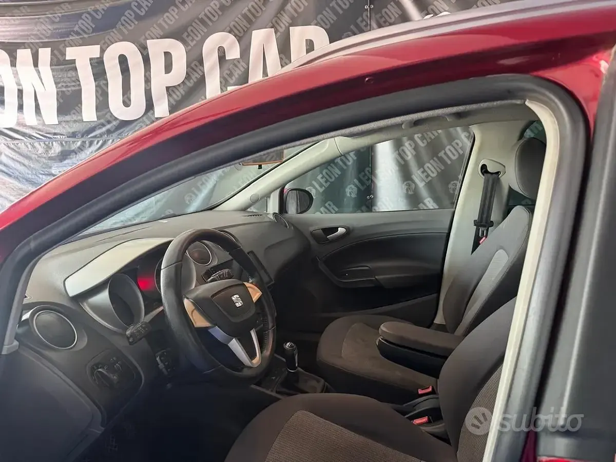 Usata Seat Ibiza ST 75 CV (55 kW) 2010 Rosso Station wagon