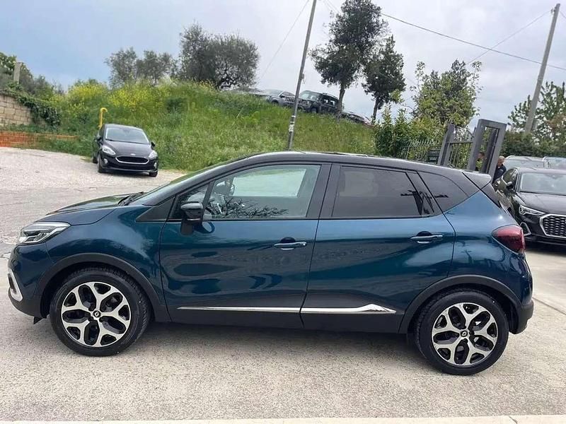 Usata Renault Captur 90 CV (66 kW) 2019 Blu/azzurro SUV