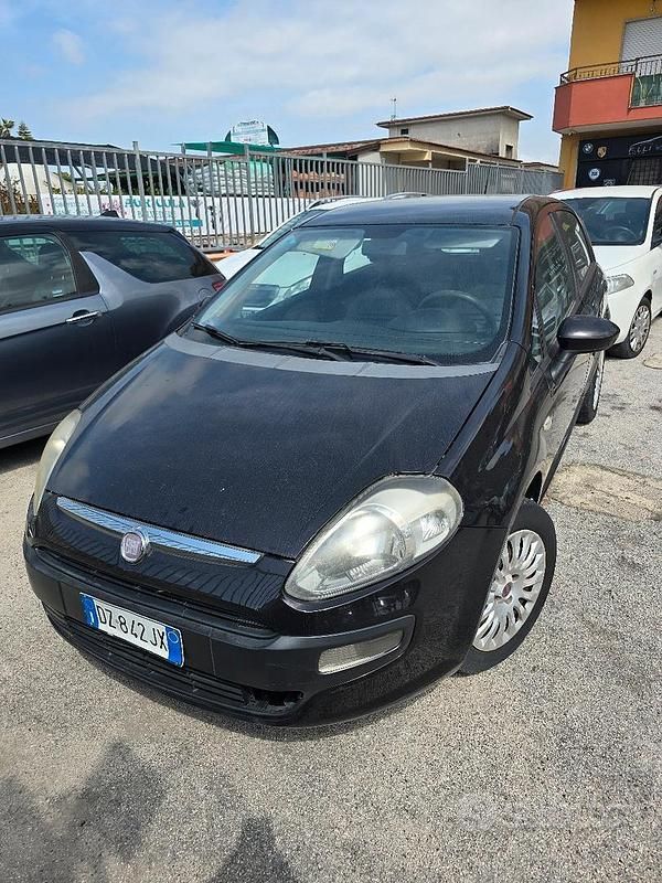 Usata Fiat Grande Punto 77 CV (56 kW) 2009 Nero Utilitaria