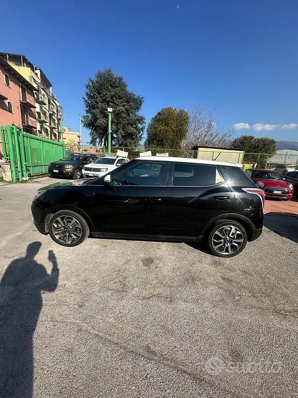Usata SsangYong Tivoli 115 CV (84 kW) 2017 Nero SUV