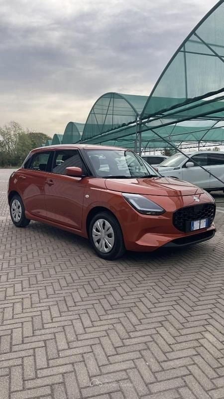 Ny Suzuki Swift 83 HK (61 kW) 2025 Grå Hatchback