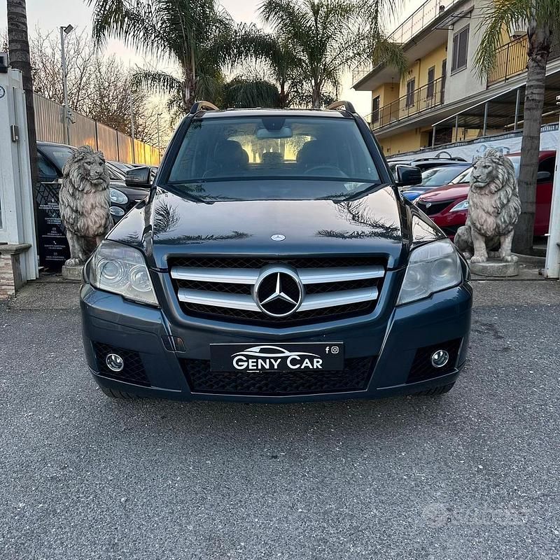 Usata Mercedes GLK220 169 CV (124 kW) 2010 Grigio SUV
