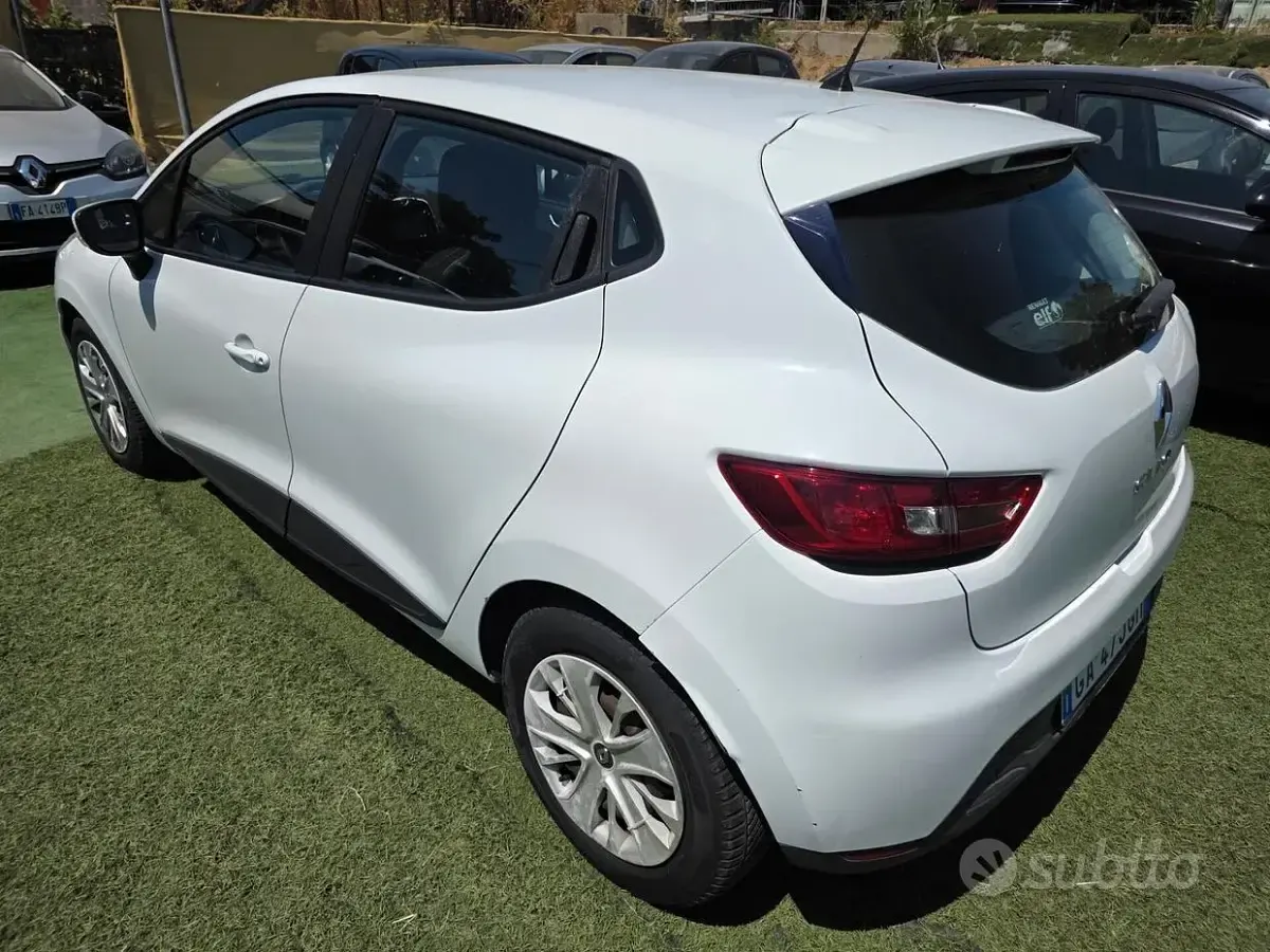 Usata Renault Clio IV 75 CV (55 kW) 2016 Bianco Berlina